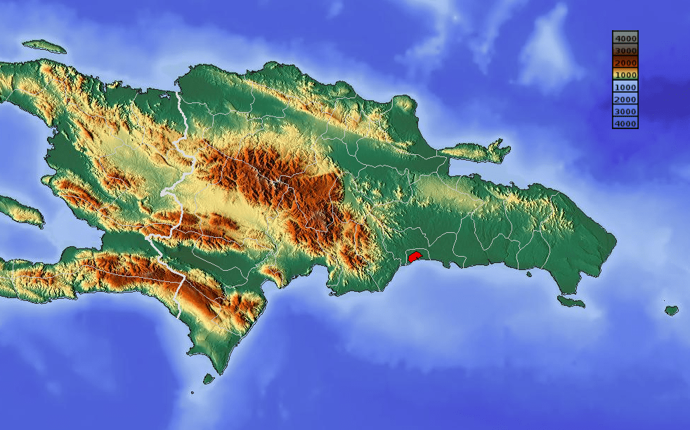рельєф Домініканської Республіки