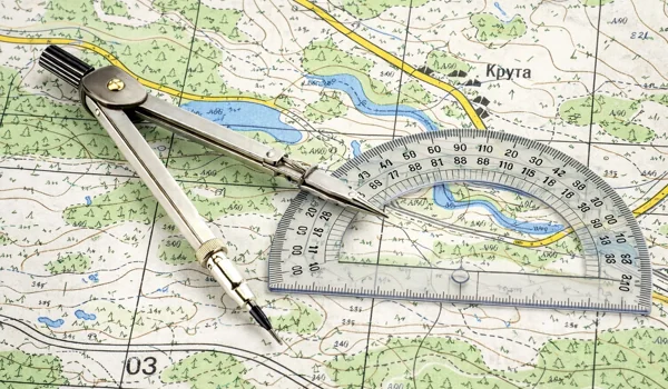 Читання топографічних карт і вимірювання на них